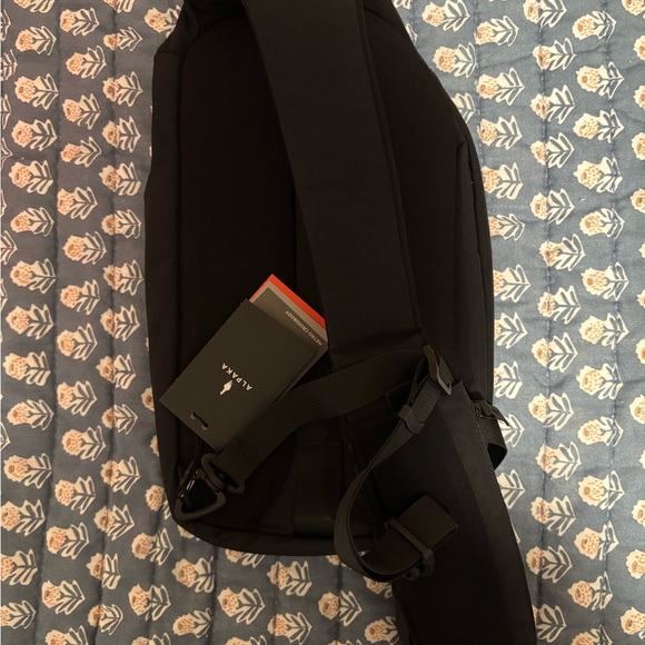 🟦 ALPAKA Metro Crossbody (Right Shoulder) – Axoflux | NWT - Picture 16 of 16
